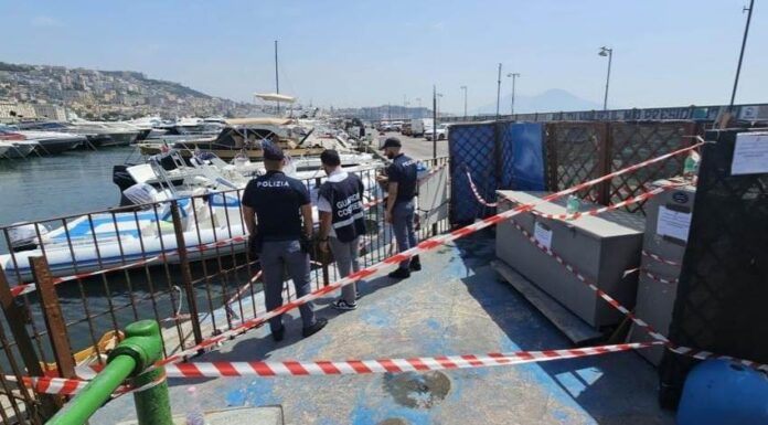 Mergellina: contrasto agli ormeggi abusivi. Controlli della Polizia di Stato e della Guardia Costiera