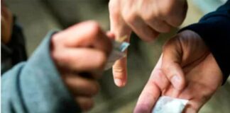 Napoli: Carabinieri arrestano pusher a piazzetta Volturno