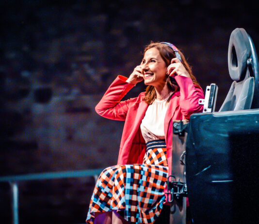 Agerola sui Sentieri degli Dei: domani 2 agosto teatro con Claudia Campagnola e Ivana Pellicanò in "Wild Boys"