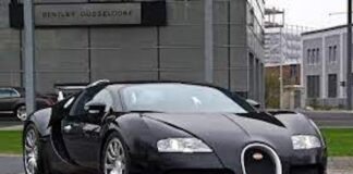 Dal campo al parcheggio: le auto iconiche delle leggende del calcio Dal campo al parcheggio: le auto iconiche delle leggende del calcio