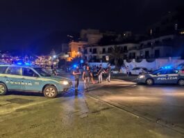 Controlli della Polizia di Stato nel comune di Ischia, identificate 474 persone, di cui 51 con precedenti di polizia