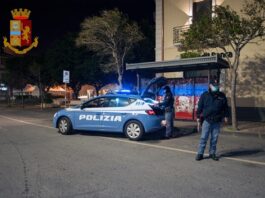 Rapimento lampo di un 15enne a Catanzaro, arrestati due uomini a Torre Annunziata: sarebbero vicini al clan Gionta