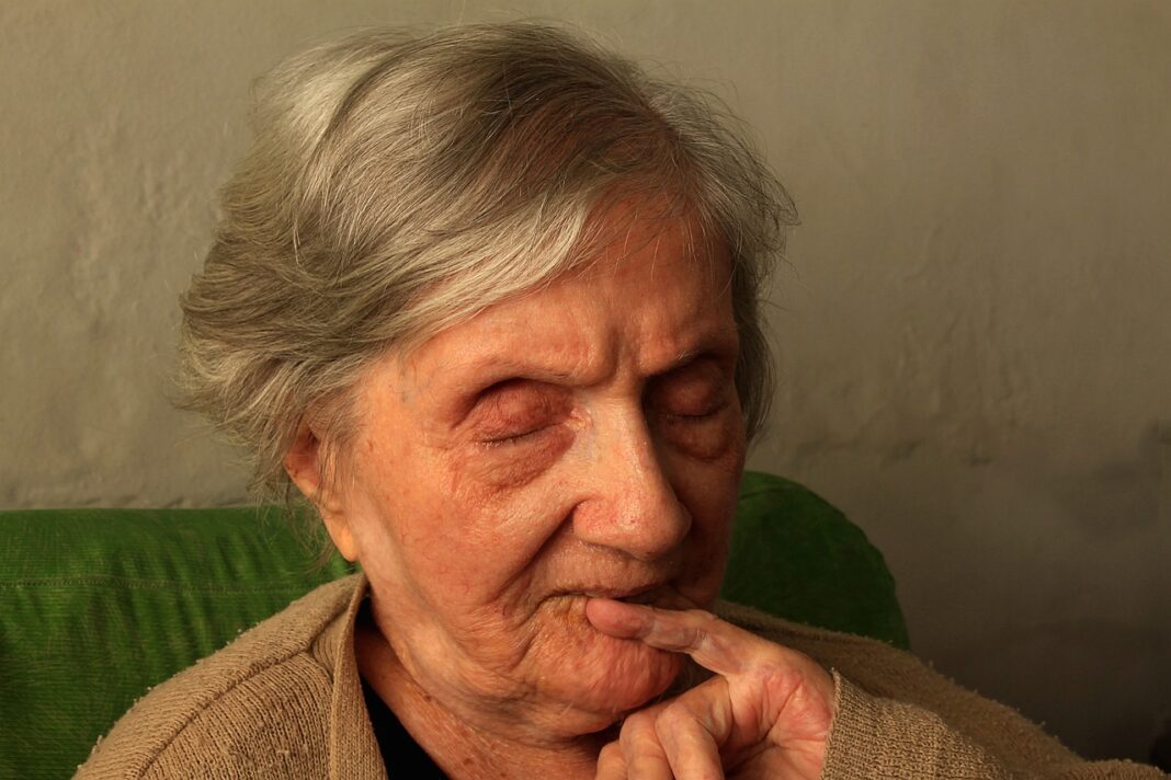Giornata mondiale dell’Alzheimer, l’appello alle Istituzioni: "Illuminiamo i palazzi di viola"