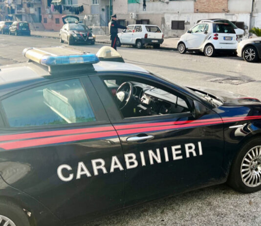 Qualiano: finta perquisizione. Carabinieri arrestano una persona e denunciano il complice