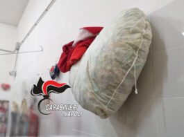 Giugliano in Campania: Blitz dei Carabinieri. Soldi, droga e un cuore inguaiano un 43enne