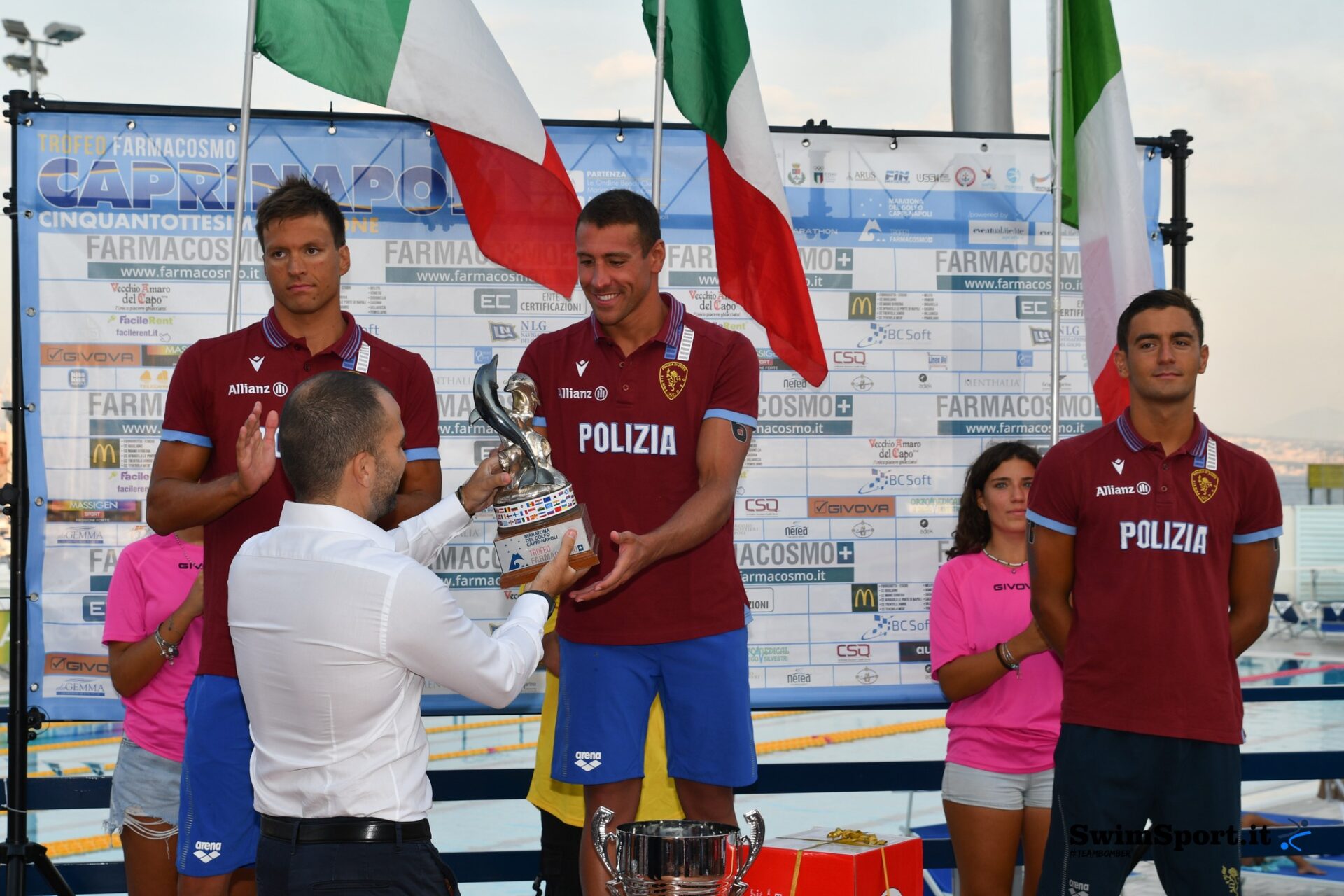 Mario Sanzullo si aggiudica la Capri-Napoli. Dopo 53 anni il trofeo va ad un napoletano