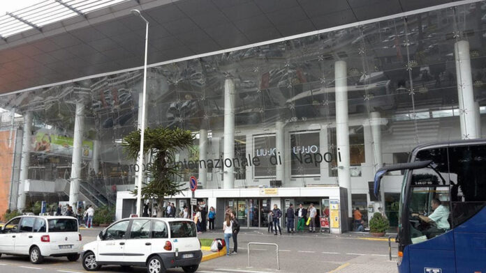 Aeroporto di Capodichino: sorpresa con diversi prodotti illegali. denunciata una donna senegalese