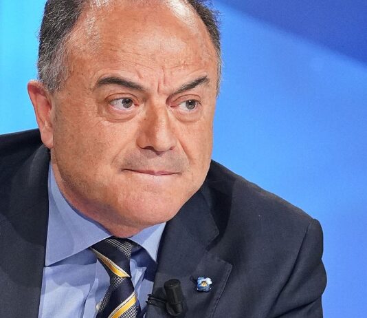 Nicola Gratteri nuovo procuratore di Napoli. Magistrato anti 'ndrangheta, da 30 anni sotto scorta