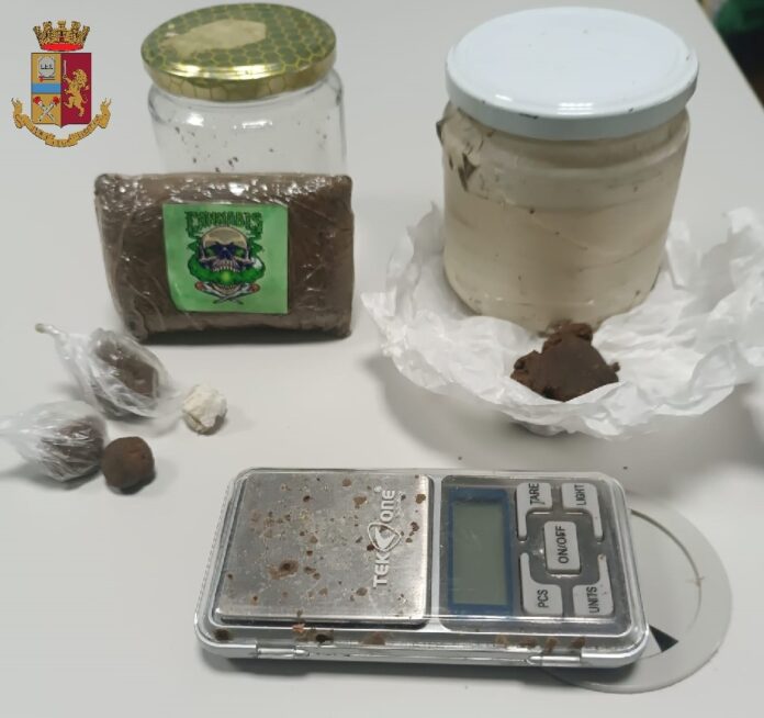 Sorrento: in giro con la droga. Arrestato un 20enne