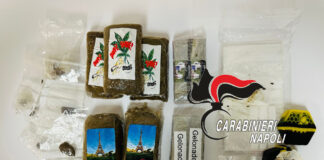 Torre del Greco: ordina droga su app di messaggistica, pusher arrestato dai Carabinieri