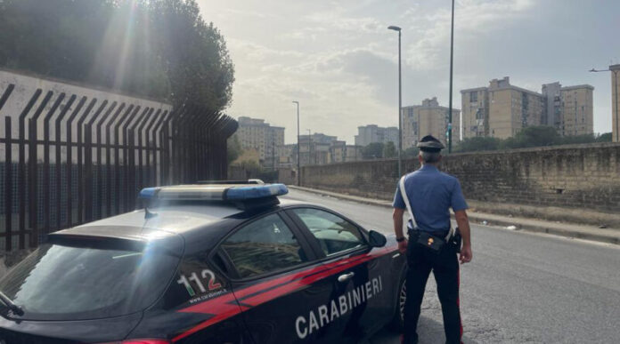 Napoli Chiaia: Carabinieri arrestano 48enne, poche ore prima erano già scattate le manette per lui per un altro furto