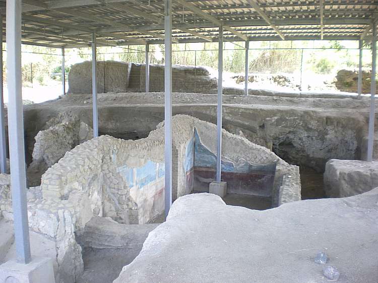 Ercolano: Villa Sora, intervento dei funzionari del Parco per il cedimento di un affresco
