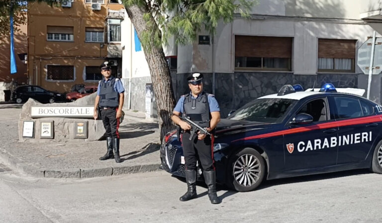 Droga e violenza a Boscoreale e Boscotrecase, scacco ai clan di camorra Pesacane e Gallo – Limelli – Vangone: 21 arresti Droga e violenza a Boscoreale e Boscotrecase, scacco ai clan di camorra Pesacane e Gallo – Limelli – Vangone: 21 arresti