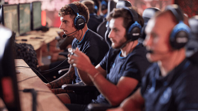 I campioni dell'SSC Napoli si sfidano in Call Of Duty® Modern Warfare® III, in una sfida a squadre capitanate da Di Lorenzo e Osimhen