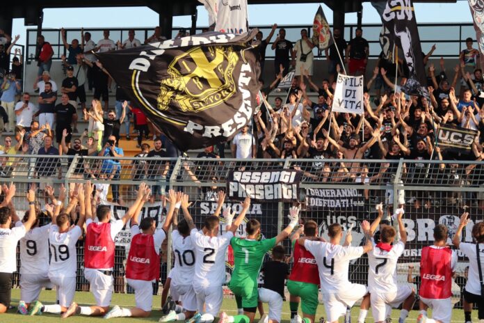 Seconda vittoria in campionato per il Savoia, finisce 2-1 contro la Mariglianese Seconda vittoria in campionato per il Savoia, finisce 2-1 contro la Mariglianese