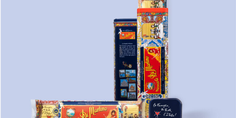 World Pasta Day: Pastificio Di Martino e Dolce&Gabbana presentano i nuovi cofanetti “La Pummarola” e “Midnight Pasta”