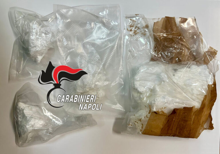 San Giorgio a Cremano: 600 grammi di cocaina nell’armadio, 46enne arrestato