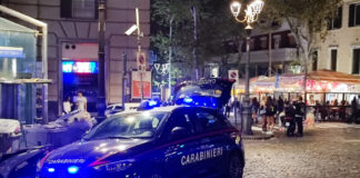 Napoli, Vomero: controlli dei Carabinieri, 1 arresto e 5 denunce. Tra le armi trovate una mazza da baseball pronta ad essere impugnata