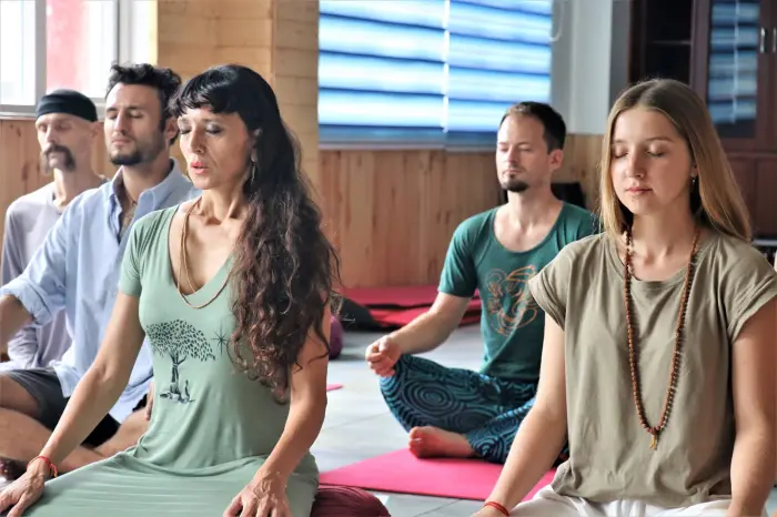 Sant’Agnello, il comune patrocina i percorsi di musicoterapia e yoga per il centro anziani e per gli ospiti della casa di riposo Sant’Agnello, il comune patrocina i percorsi di musicoterapia e yoga per il centro anziani e per gli ospiti della casa di riposo