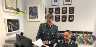 Porsche, case e villa con piscina: sequestro da oltre 876mila euro per un noto commercialista di Castellammare