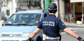 Palma Campania, operazione della polizia locale per contrasto al sovraffollamento delle abitazioni
