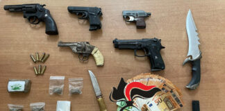 Giugliano: armi e droga nelle mani di un 22enne incensurato. Arrestato