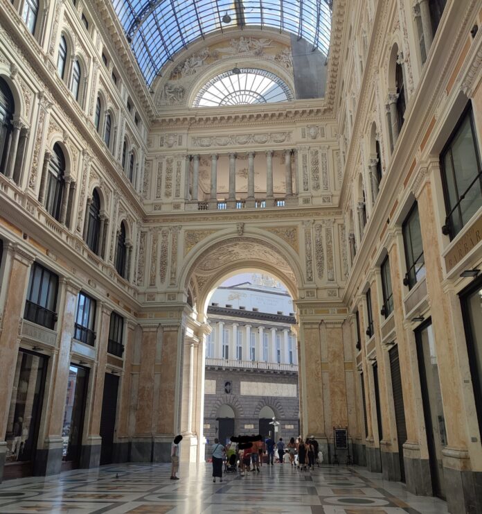 Napoli, Galleria Umberto I approvato il progetto di restauro pavimentazione e lucernari