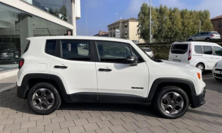 In autostrada con veicolo rubato e telaio contraffatto. Denunciato 24enne di San Giuseppe vesuviano In autostrada con veicolo rubato e telaio contraffatto. Denunciato 24enne di San Giuseppe vesuviano