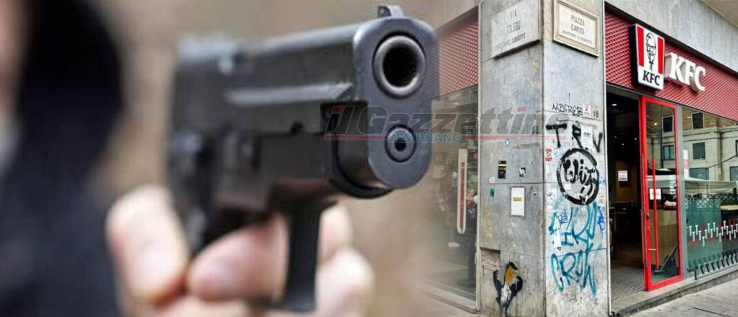Rapina con pistola al Kfc di via Toledo, dipendenti minacciati e picchiati, ladri entrati da una botola