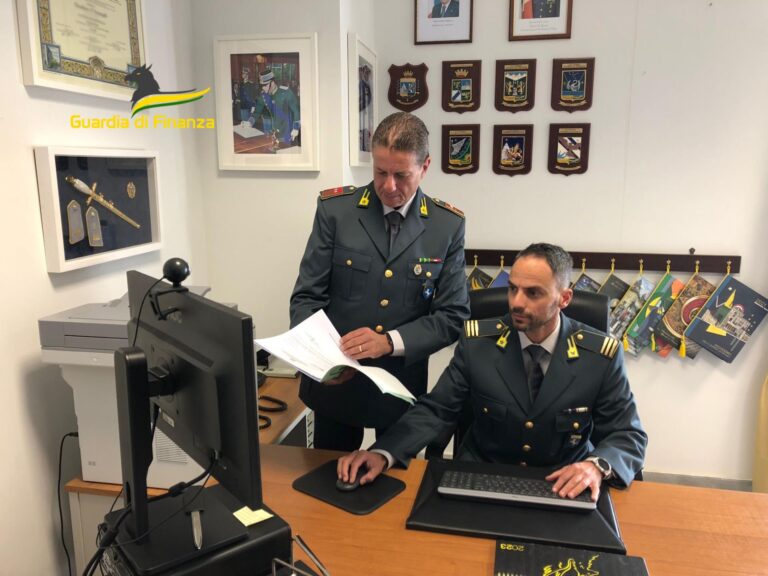 Truffa sui bonus edilizi a Napoli e provincia, scatta il sequestro da oltre 600 milioni di euro: 98 le persone indagate nel mirino della guardia di finanza Truffa sui bonus edilizi a Napoli e provincia, scatta il sequestro da oltre 600 milioni di euro: 98 le persone indagate nel mirino della guardia di finanza