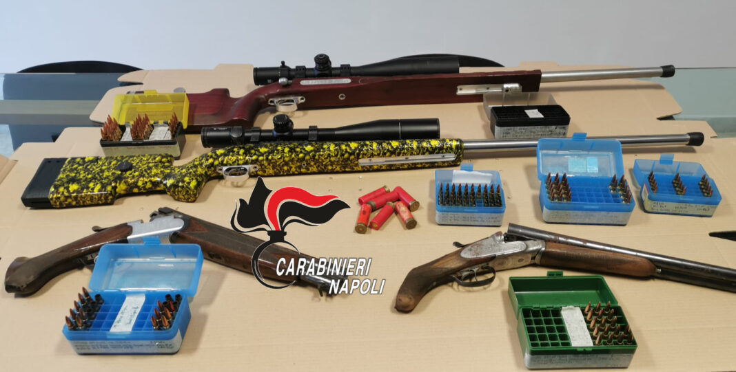 Afragola e Cardito: sequestrati fucili da cecchino e a canne mozze. Arrestati tre uomini - VIDEO -