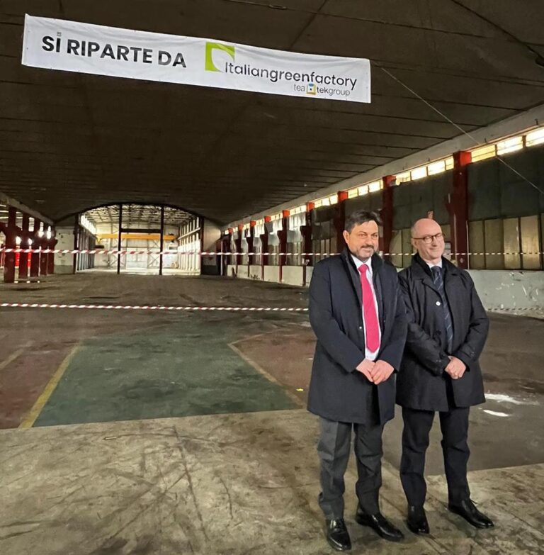 Ex Whirlpool Napoli, in arrivo l’anticipazione della cassa integrazione su base volontaria