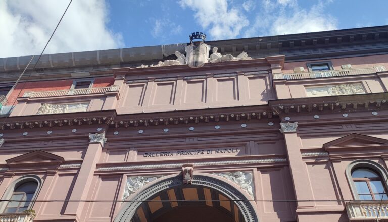 Napoli, vendita del patrimonio comunale, anche la Galleria Principe tra i beni ceduti