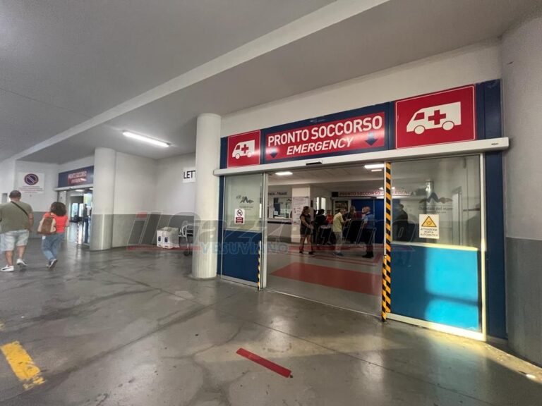 Napoli: lite finita a coltellate al Rione Mercato. Ferito un 34enne, non in pericolo di vita
