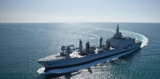 Vulcano, la nave di Castellammare che cura i feriti della Striscia Vulcano, la nave orgoglio di Castellammare che cura i feriti della Striscia di Gaza ieri a bordo è nata Italia