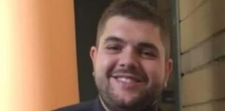 Maikol Giuseppe Russo, a Napoli un ulivo per non dimenticare il giovane vittima innocente della camorra: l'iniziativa del teatro Trianon Viviani