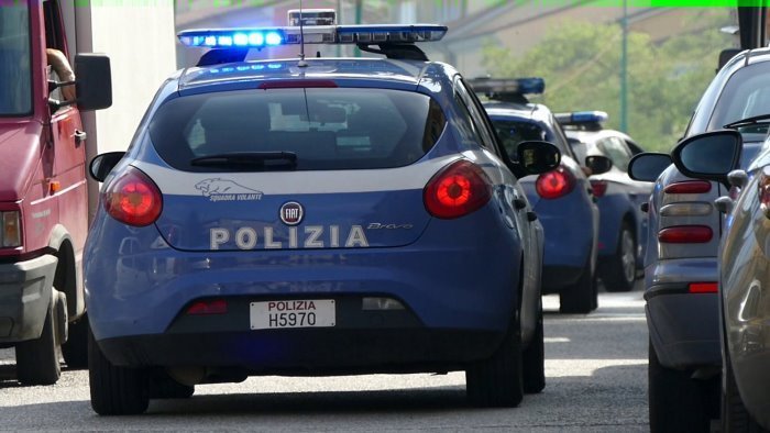Napoli, rapine sulle Statali: arrestati due 30enni su una Panda