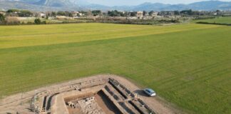 Paestum, emergono dagli scavi due nuovi templi in stile dorico: rinvenuti anche 14 capitelli dorici frammentari e altri elementi architettonici