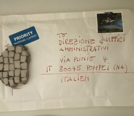 La maledizione delle pietre degli Scavi di Pompei, quei biglietti di scuse da tutto il mondo: tra leggende, sfortuna e mosaici