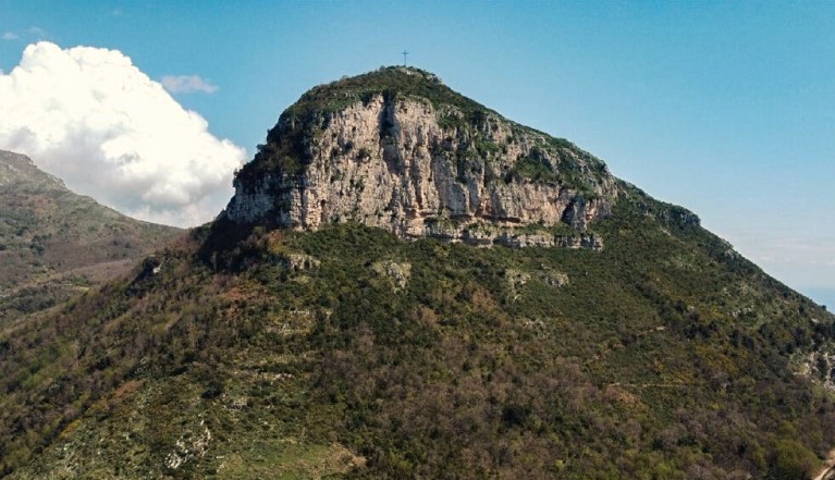Piano di Sorrento, oltre 1 milione di euro per il rilancio del monte Vico Alvano. Il WWF chiede un incontro con il sindaco Piano di Sorrento, oltre 1 milione di euro per il rilancio del monte Vico Alvano. Il WWF chiede un incontro con il sindaco