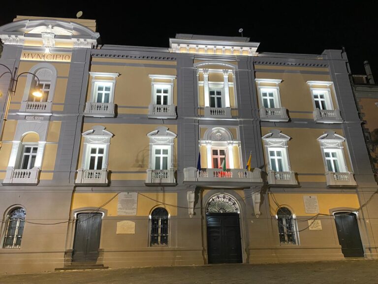 Castellammare verso le elezioni, si accende lo scontro Castellammare verso le elezioni, si accende lo scontro