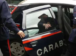 fuga sui tetti arresto castellammare