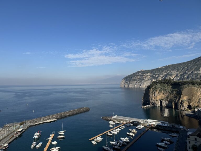 Collegamento meccanizzato tra Marina di Cassano e Piano di Sorrento: incontro in Regione