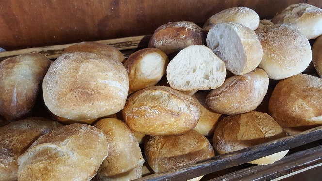 Qualiano: insetti nei locali. Panificio sospeso durante dei controlli alimentari