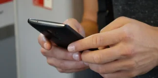 San Giovanni a Teduccio: "Cavallo di ritorno" per il cellulare smarrito. Denunciato 42enne di Cercola