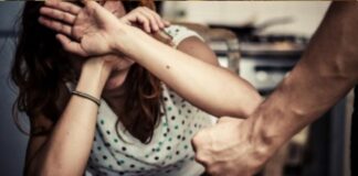 Napoli, Quartieri Spagnoli: maltratta la moglie. Arrestato un 30enne dello Sri Lanka