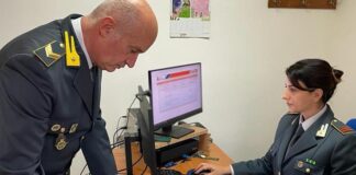 Torre del Greco, nei guai revisore contabile: scatta il sequestro Torre del Greco, nei guai revisore contabile: sequestro da 333mila euro. L'indagine della Guardia di Finanza sulle dichiarazioni fiscali
