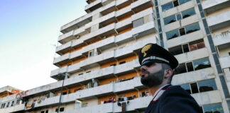 Napoli, Scampia: carabinieri arrestano pusher 53enne