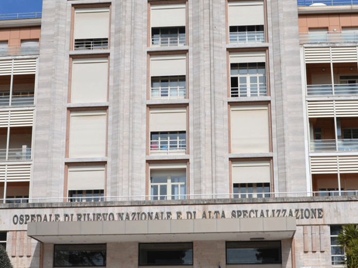 Monaldi, morte del piccolo Domenico: il caso dei dispositivi Paragonix mai utilizzati Monaldi, morte del piccolo Domenico: il caso dei dispositivi Paragonix mai utilizzati