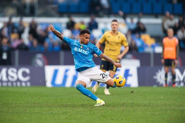Ngonge: “Non posso essere contento per gol. La squadra è con Mazzarri”